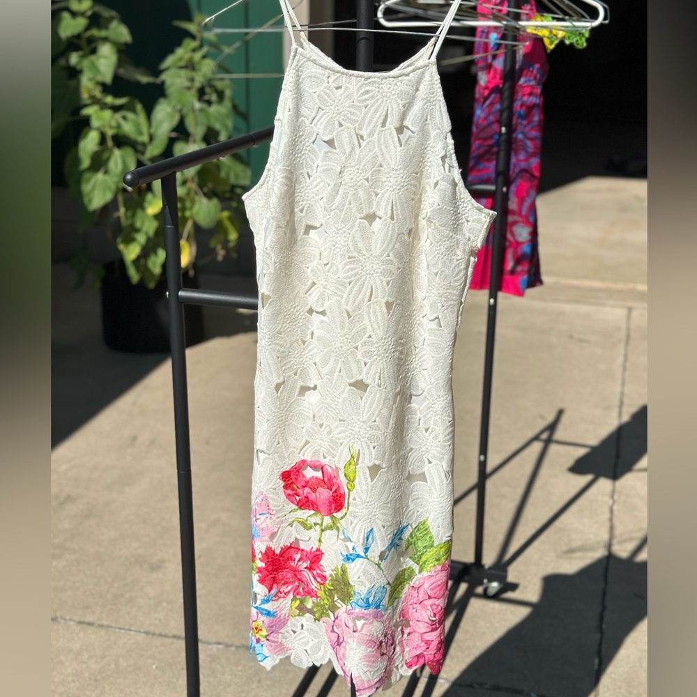 Floral and White Lace Knee Length Dress